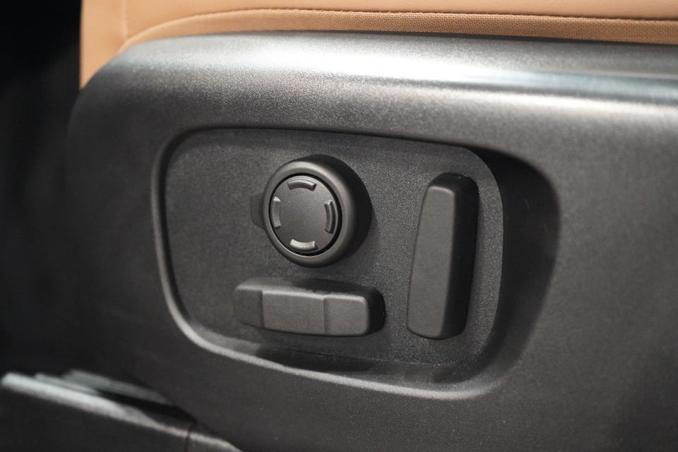 Land Rover Discovery 5 3,0 D250 R-Dynamic HSE aut. 5d