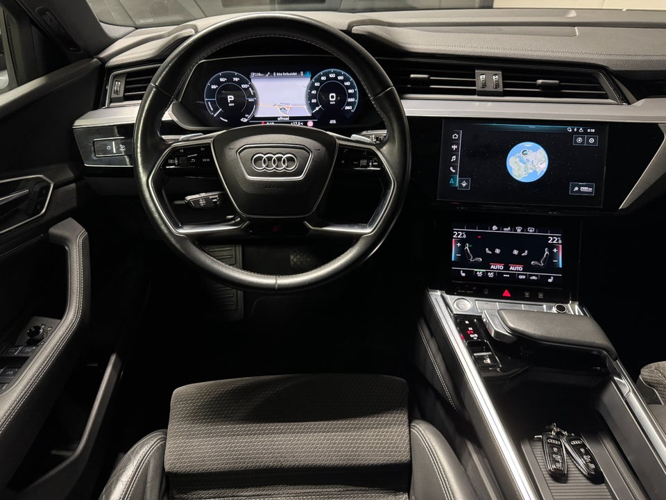 Audi e-tron 55 S-line quattro 5d