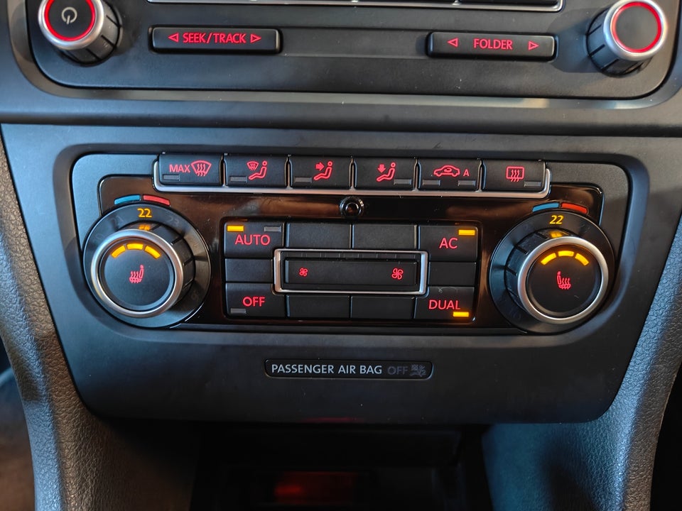 VW Golf VI 2,0 TDi 110 Comfortline DSG 5d