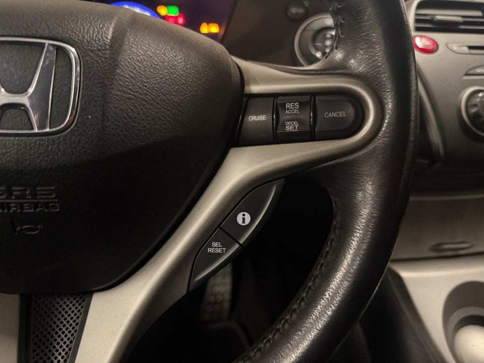 Honda Civic 1,8 Sport 5d