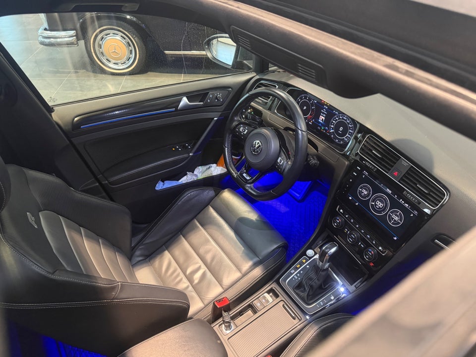 VW Golf VII 2,0 R DSG 4Motion 5d