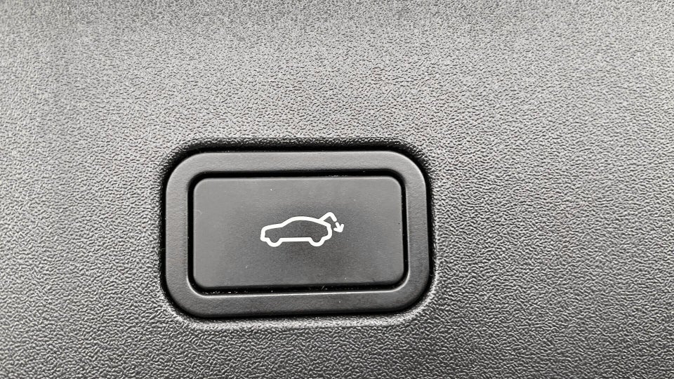 Volvo EX30 Extended Range Plus 5d