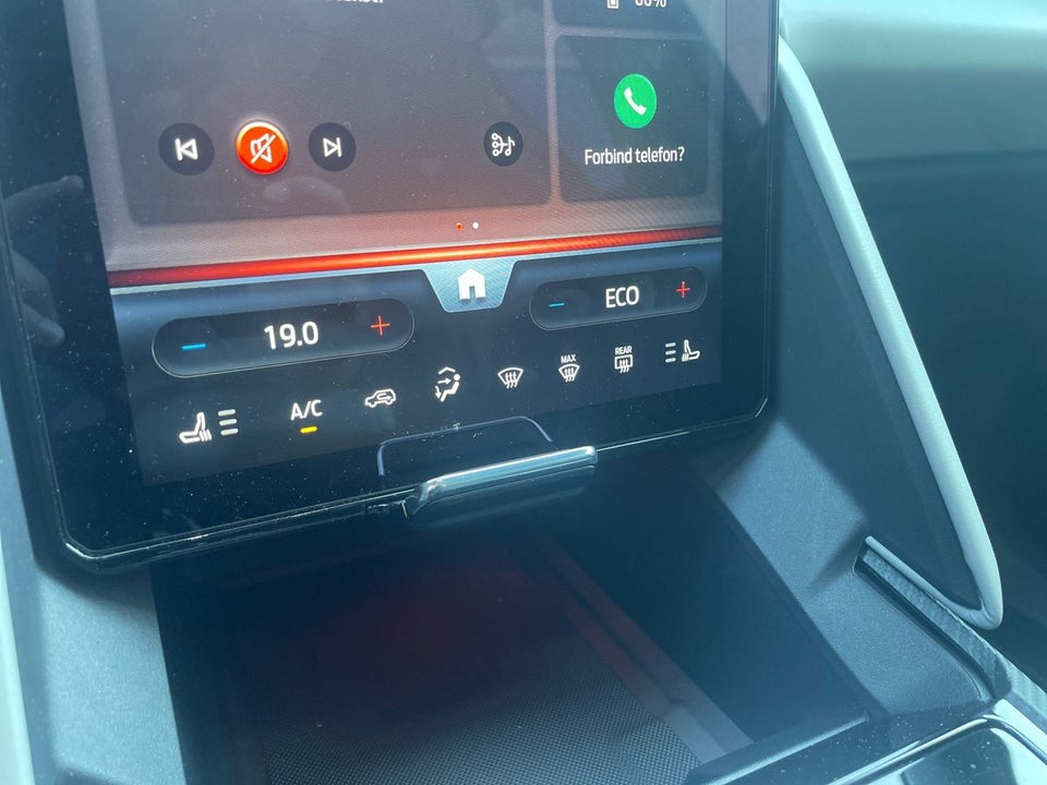 Ford Explorer 77 Premium Extended Range 5d