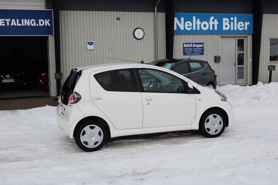 Toyota Aygo 1,0 VVT-i T2 Air Connect 5d