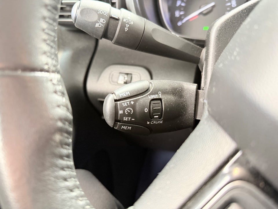 Citroën Berlingo 1,5 BlueHDi 100 Iconic 5d