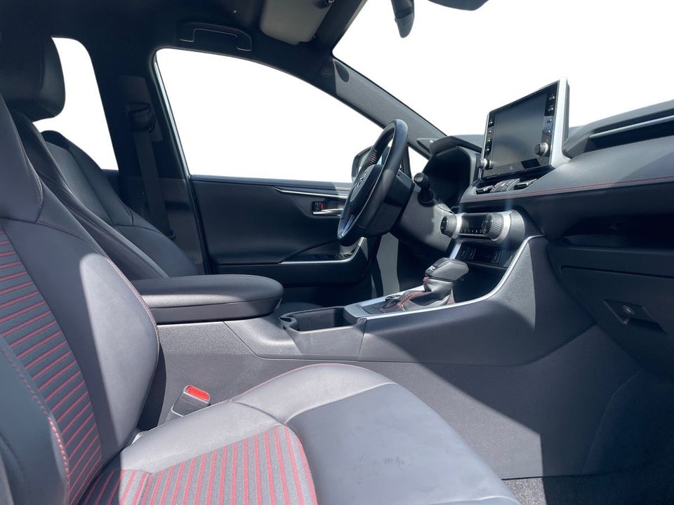 Toyota RAV4 2,5 Plug-in Hybrid H3 Premium AWD-i Van 5d