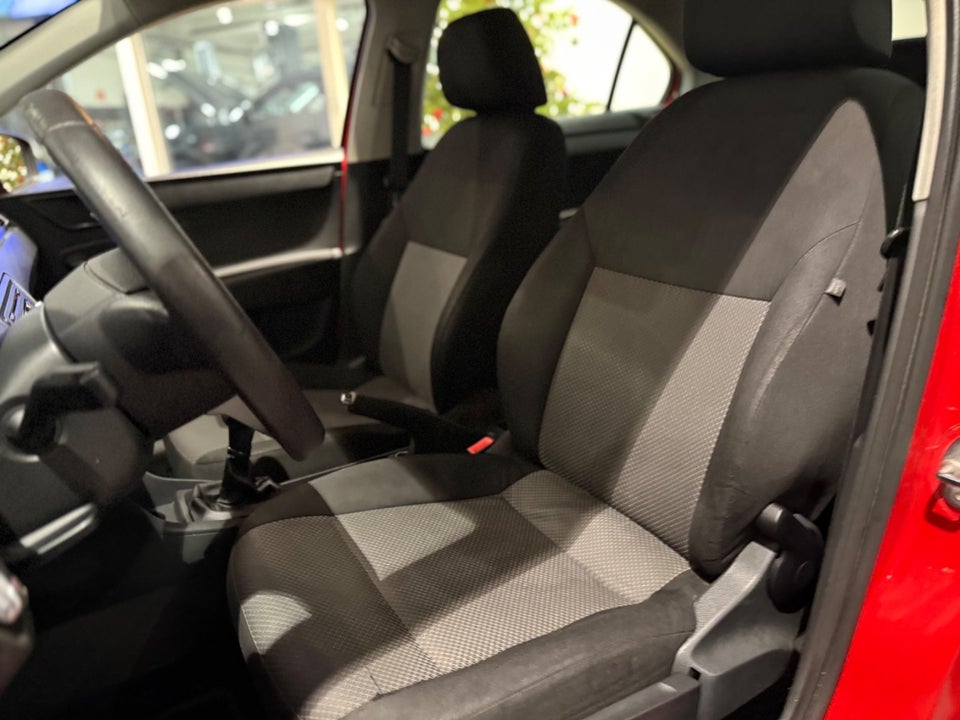 Seat Toledo 1,6 TDi 105 Reference 5d