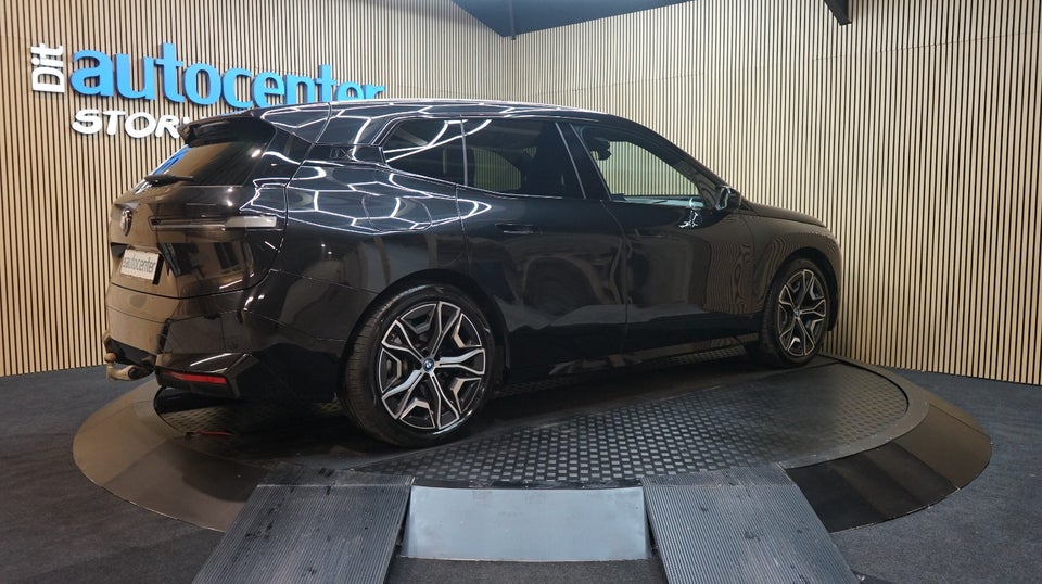 BMW iX xDrive40 Sport 5d
