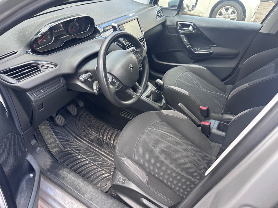 Peugeot 208 1,4 HDi 68 Access 5d