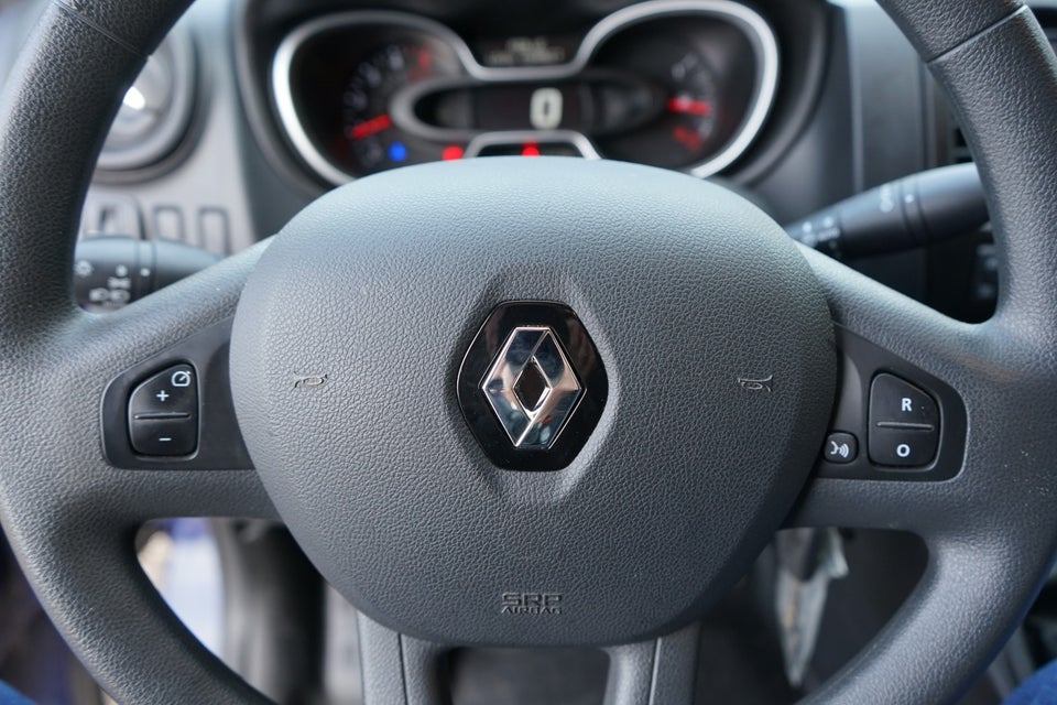 Renault Trafic T29 2,0 dCi 120 L2H1