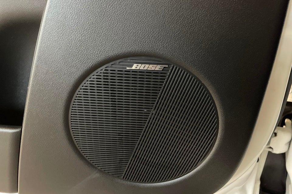 Hyundai Ioniq 5 77 Essential AWD 5d