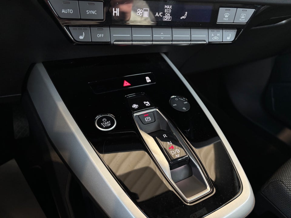 Audi Q4 e-tron 45 Advanced 5d