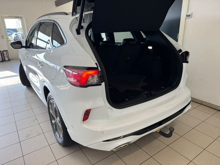 Ford Kuga 2,5 PHEV ST-Line X CVT 5d