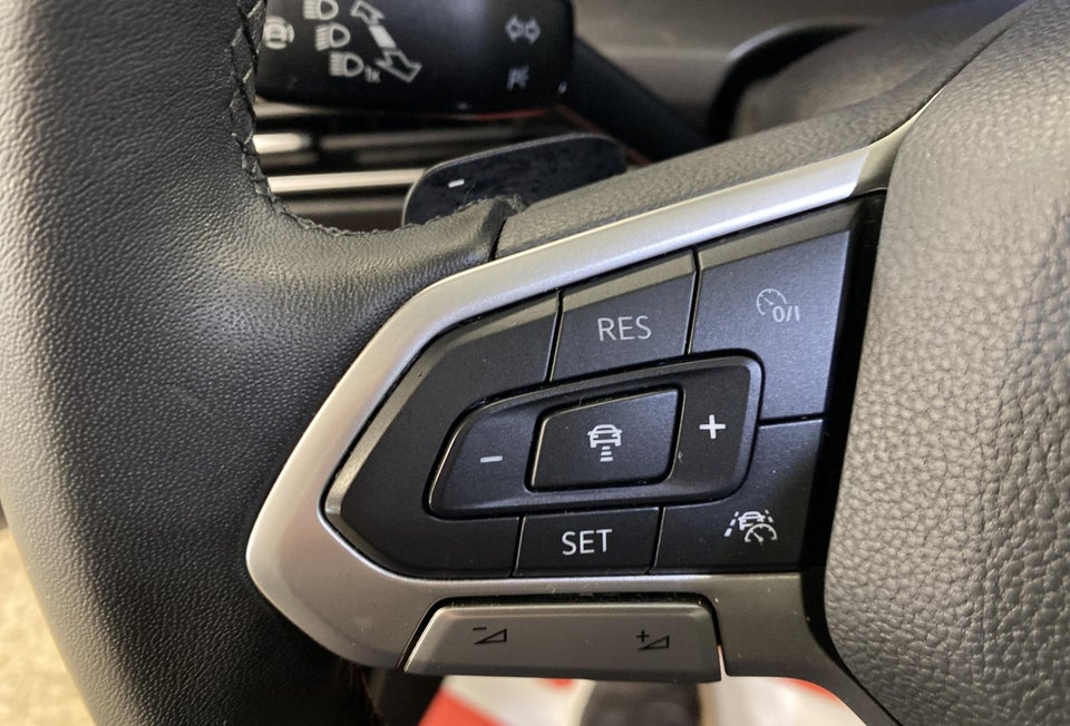 VW Golf VIII 1,5 eTSi 150 Style DSG 5d