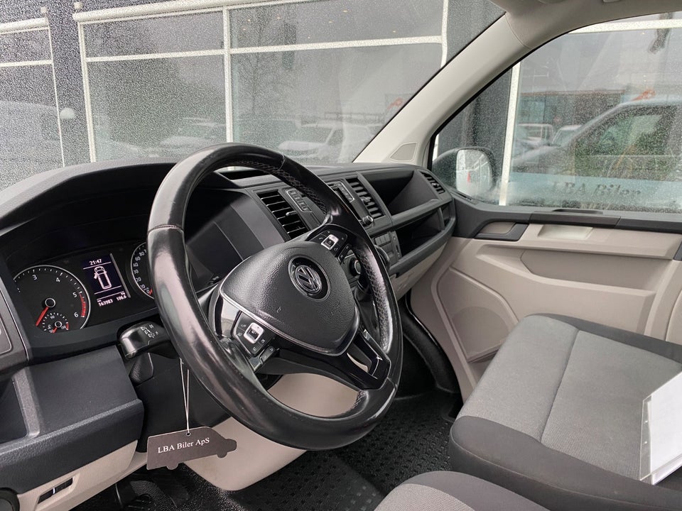VW Transporter 2,0 TDi 150 Mandskabsvogn DSG