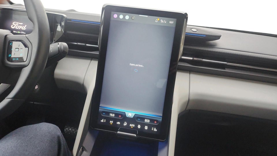 Ford Explorer 82 Premium Extended Range 5d