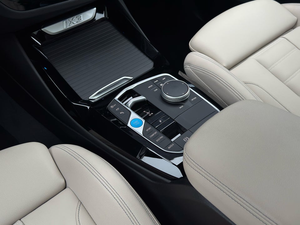 BMW iX3 Charged Plus M-Sport 5d