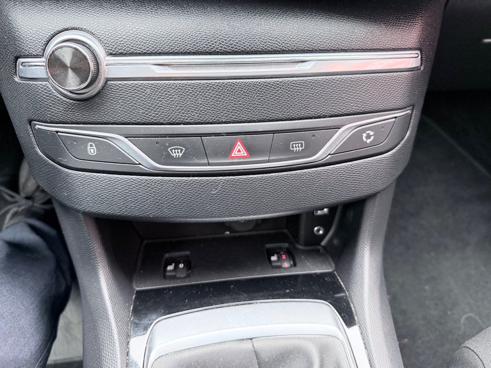 Peugeot 308 1,6 BlueHDi 120 Active SW 5d