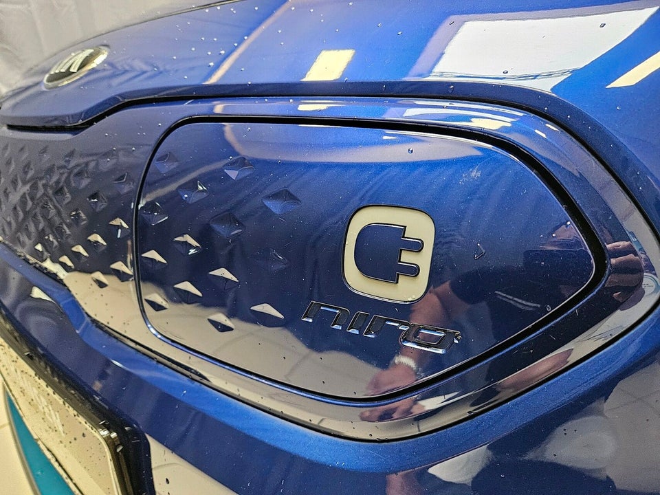 Kia e-Niro 64 Advance 5d