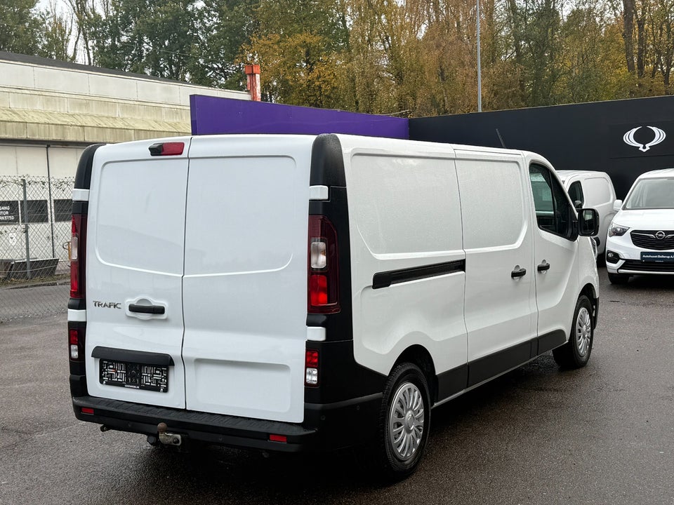 Renault Trafic 2,0 dCi 130 L2H1