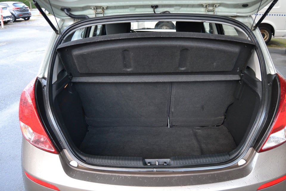 Hyundai i20 1,25 Classic XTR 5d