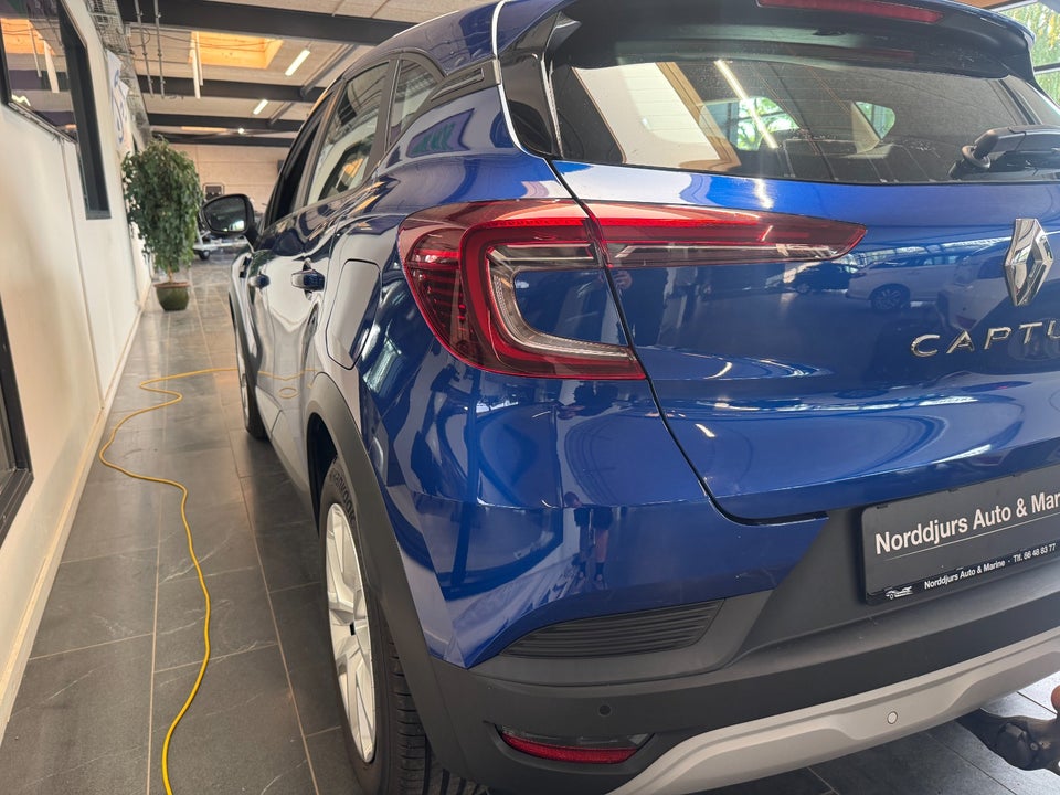 Renault Captur 1,6 E-Tech Zen 5d