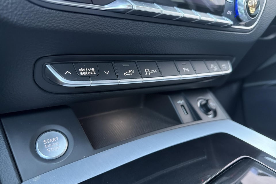 Audi Q5 50 TFSi e S-line quattro S-tr. 5d