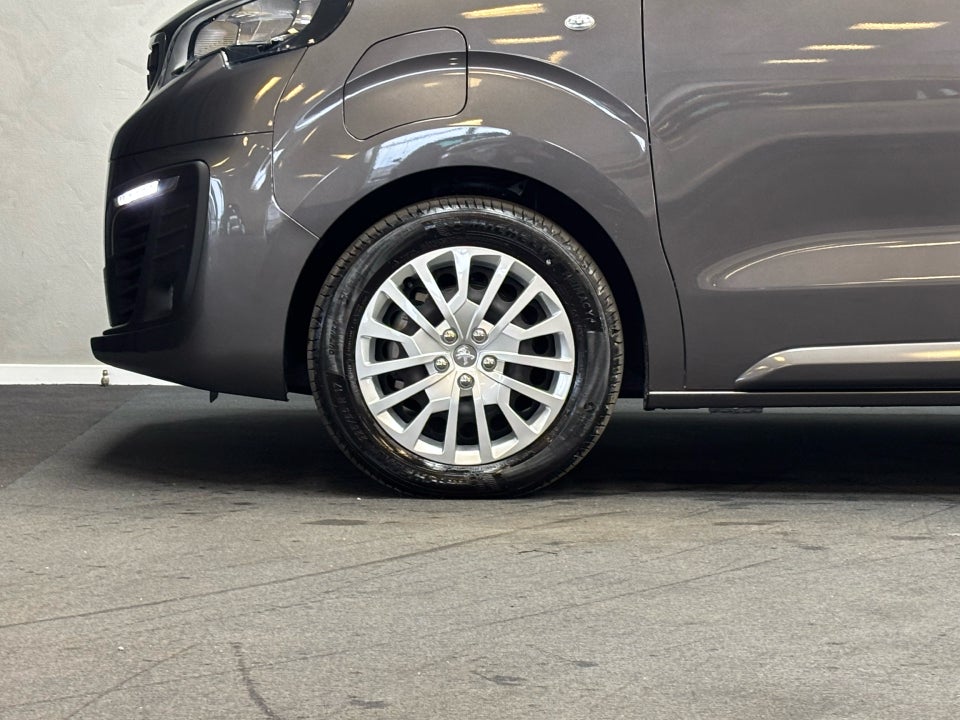 Peugeot e-Traveller 75 L2 Business