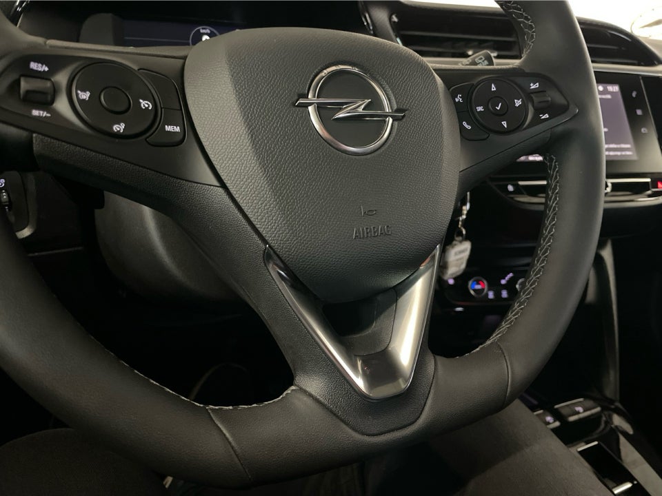 Opel Corsa 1,2 T 100 Elegance Sky aut. 5d