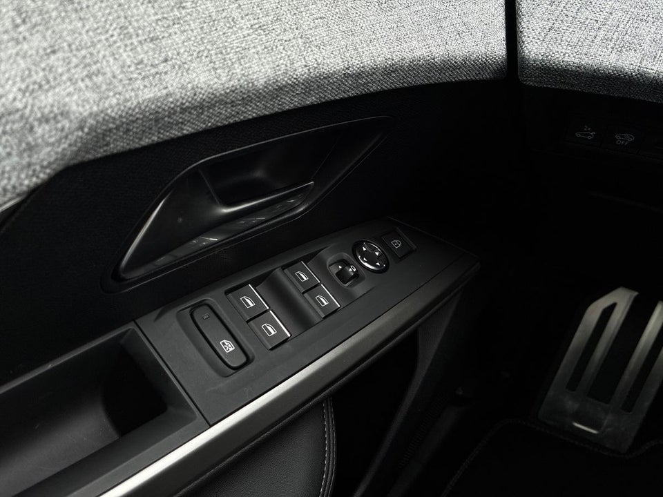 Peugeot e-5008 77 GT 7prs 5d