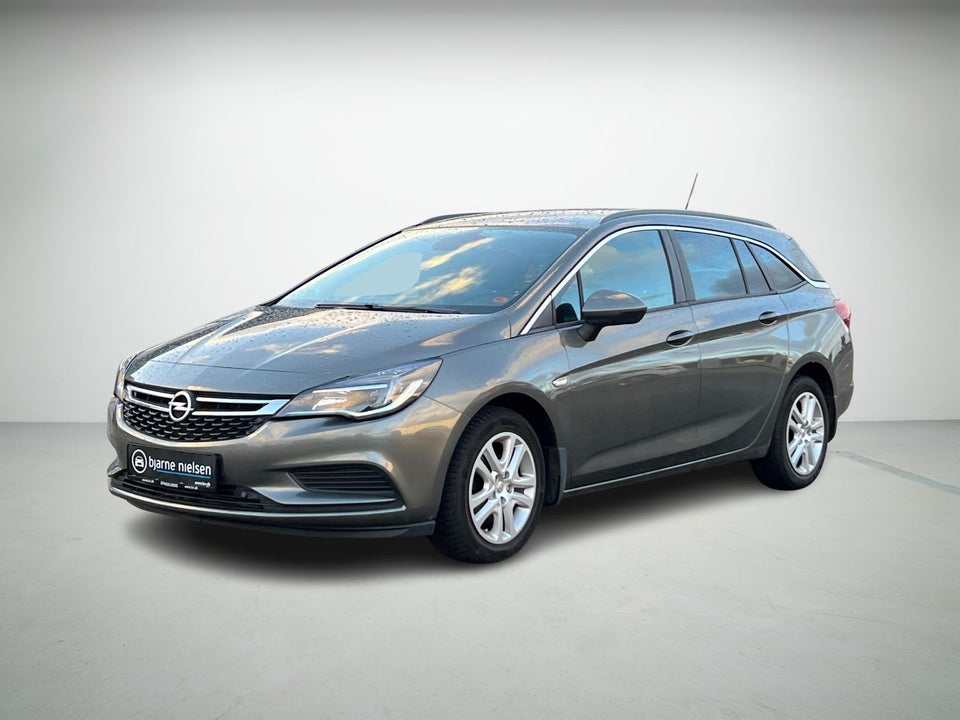 Opel Astra 1,6 CDTi 110 Dynamic 5d