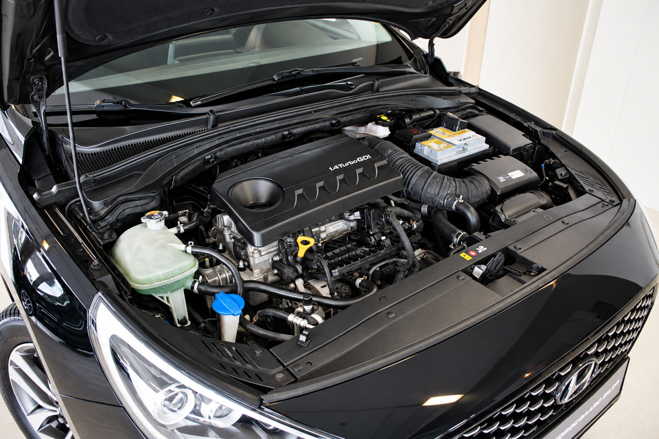 Hyundai i30 1,4 T-GDi Premium stc. DCT 5d
