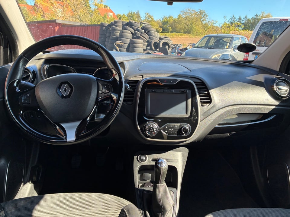 Renault Captur 0,9 TCe 90 Expression 5d