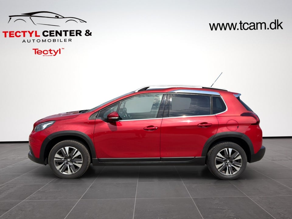 Peugeot 2008 1,2 e-THP 110 Allure Sky 5d