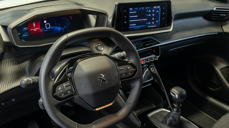 Peugeot 208 1,2 PureTech 100 Allure 5d