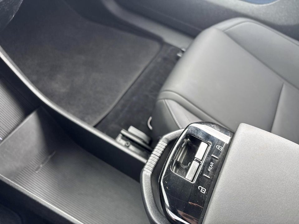Volvo EX30 Extended Range Core 5d