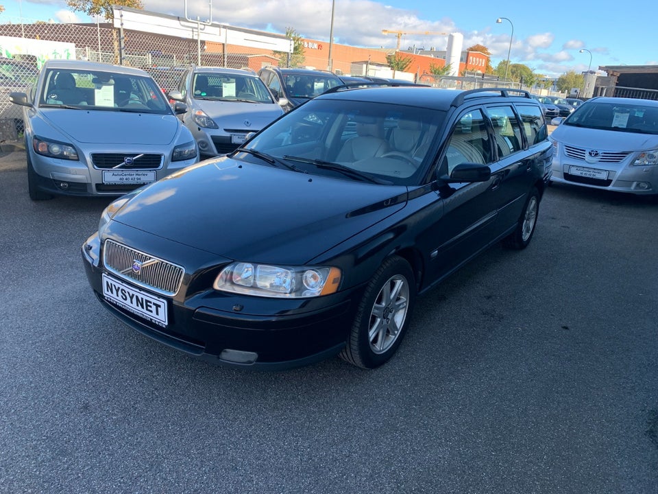 Volvo V70 2,4 170 5d