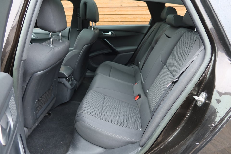 Peugeot 508 1,6 HDi 114 Active SW 5d