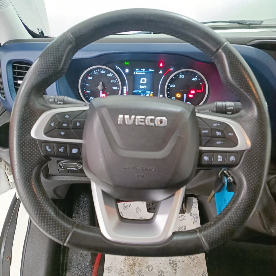 Iveco Daily 2,3 35S16 12m³ Van AG8