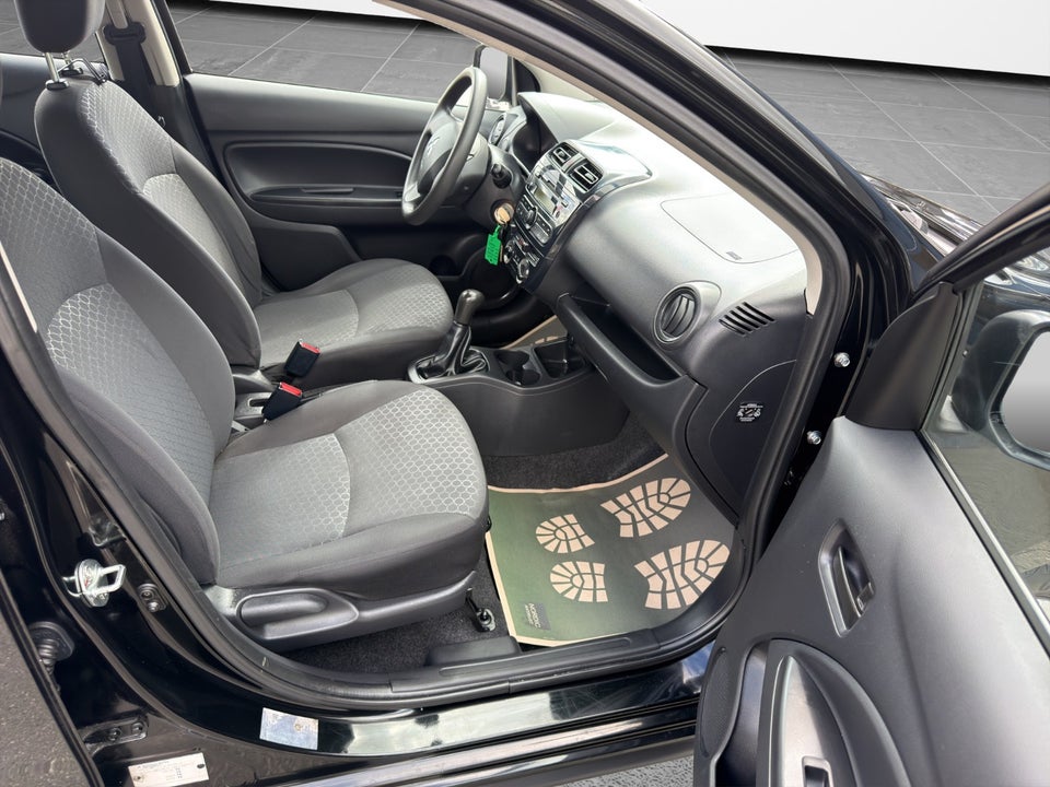 Mitsubishi Space Star 1,0 Inform 5d