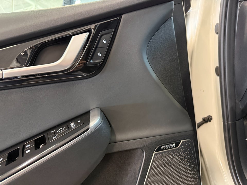 Kia EV6 77 Long Range Upgrade 5d