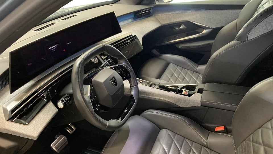 Peugeot e-5008 77 GT 7prs 5d