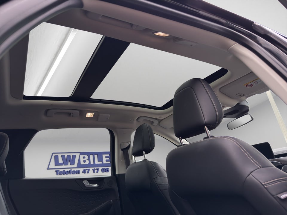 Ford Kuga 2,5 PHEV Vignale CVT 5d