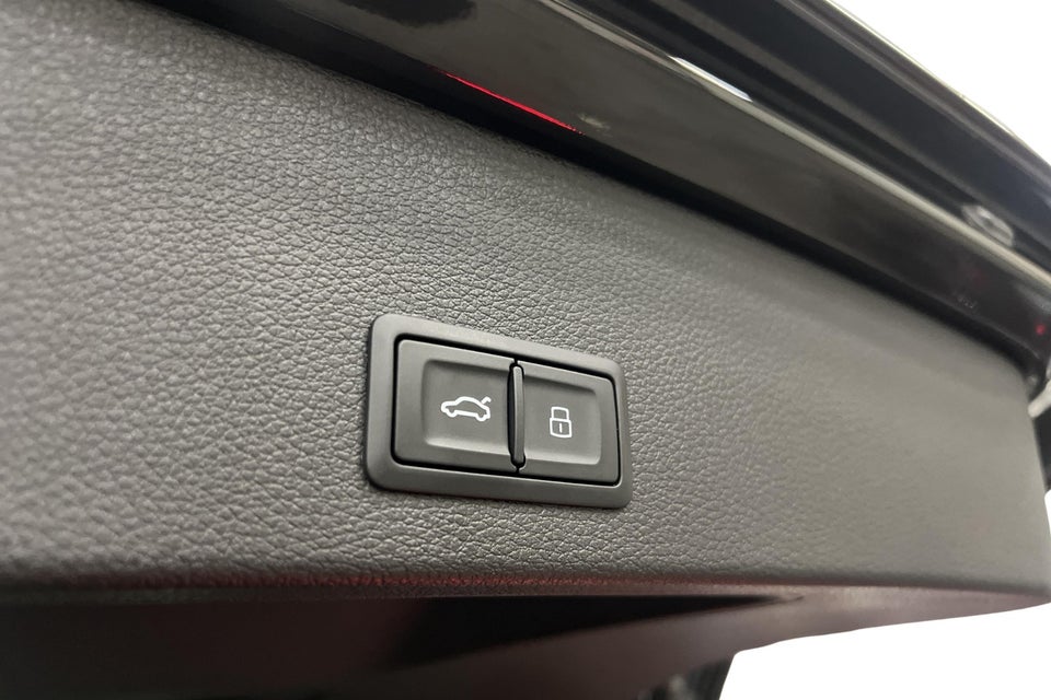 Audi Q2 35 TFSi Prestige S-tr. 5d