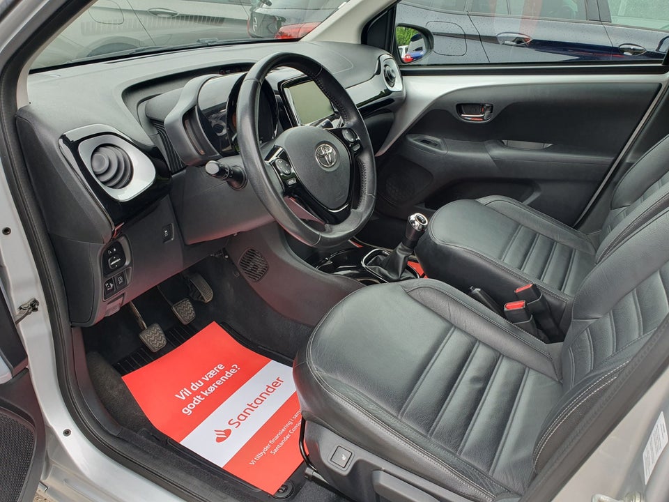 Toyota Aygo 1,0 VVT-i x-cellence 5d