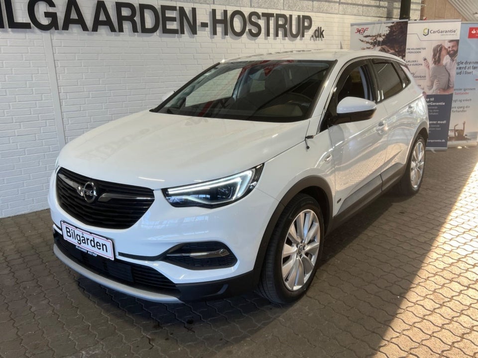 Opel Grandland X 1,6 Hybrid4 Innovation aut. 5d