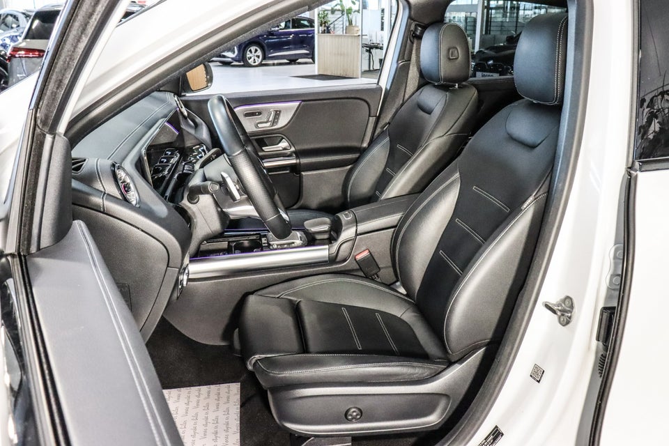 Mercedes EQA350 AMG Line 4Matic 5d