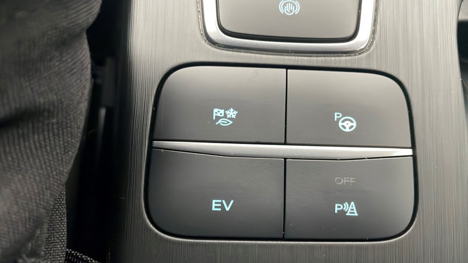 Ford Kuga 2,5 PHEV ST-Line CVT 5d