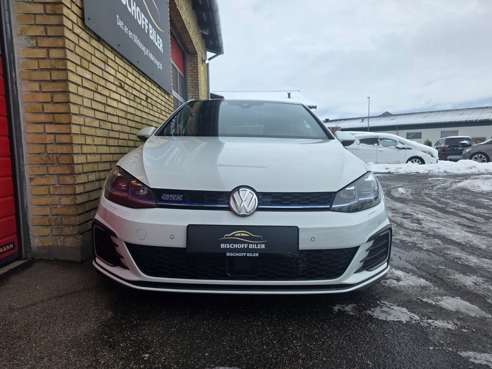 VW Golf VII 1,4 GTE DSG 5d