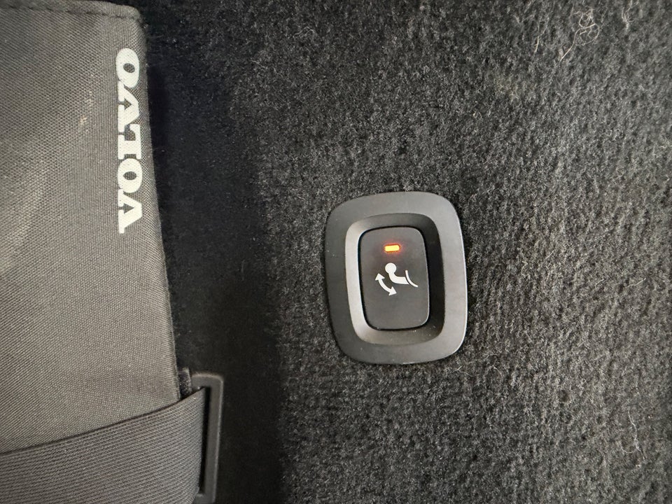 Volvo V90 2,0 D4 190 Momentum aut. 5d